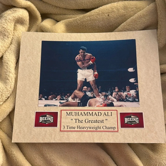 Muhammad Ali autographed photo - Picture 1 of 1